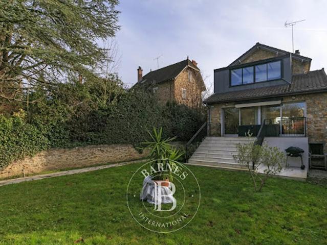 Vente Maison 6 pièces 127 m2 Verrieres le buisson