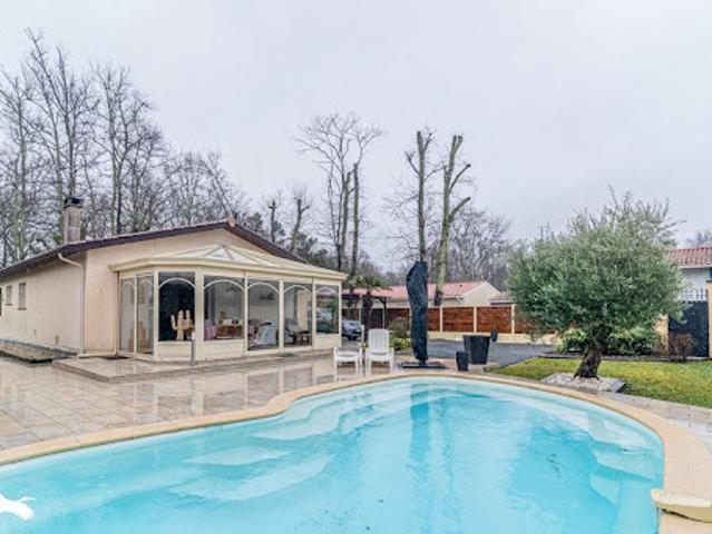 Vente Maison 6 pièces 121 m2 Arsac