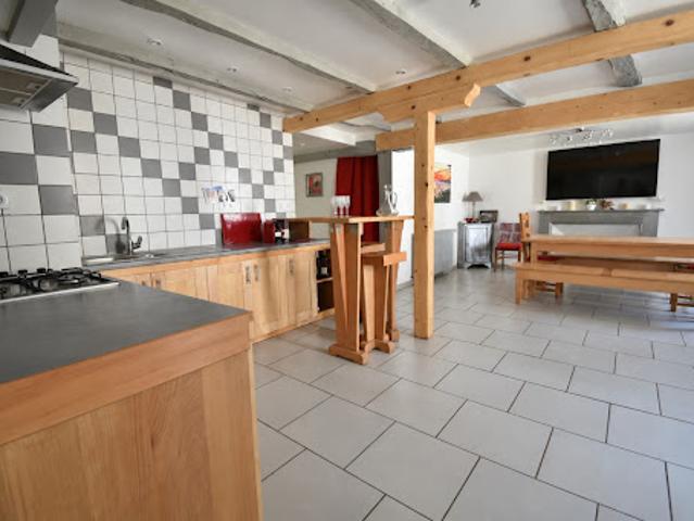 Vente Maison 6 pièces 121 m2 Castelsagrat