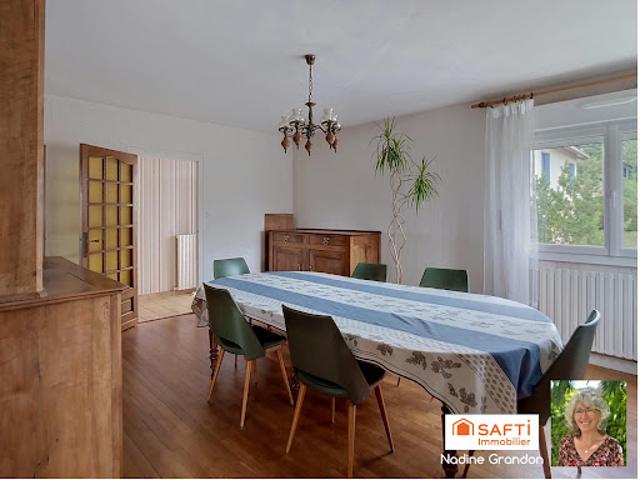 Vente Maison 6 pièces 121 m2 Chalais
