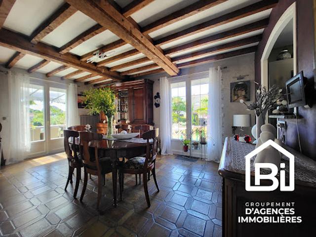 Vente Maison 6 pièces 121 m2 Douvres la Délivrande