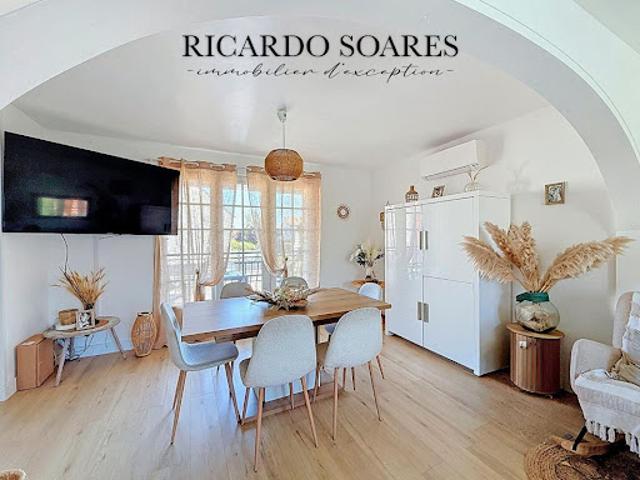Vente Maison 6 pièces 121 m2 Estrées Saint Denis