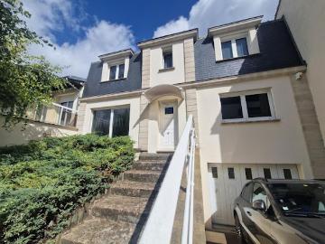 Vente Maison 6 pièces 121 m2 Suresnes