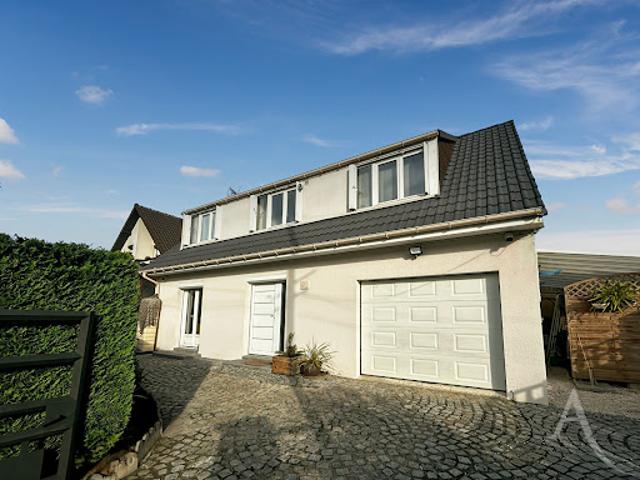 Vente Maison 6 pièces 121 m2 Sainte genevieve des bois