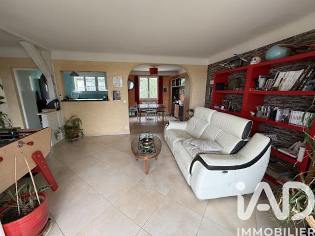Vente Maison 6 pièces 121 m2 Saintry sur Seine