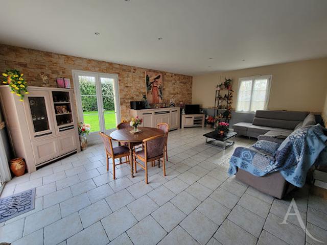 Vente Maison 6 pièces 122 m2 Saint Etienne du Bois