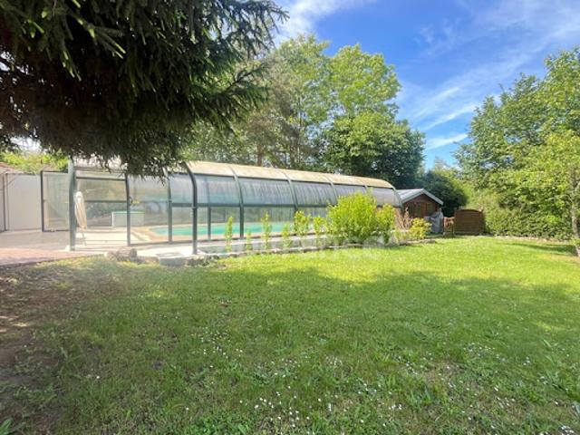 Vente Maison 6 pièces 122 m2 Villeneuve les Genêts