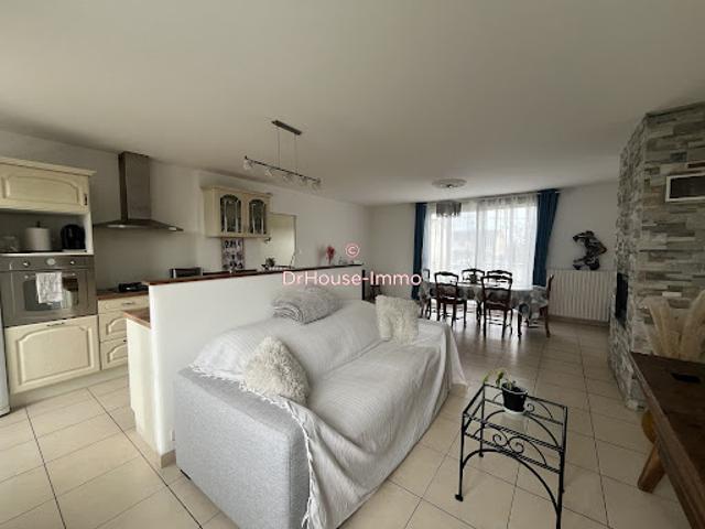 Vente Maison 6 pièces 122.8 m2 Jaunay Clan