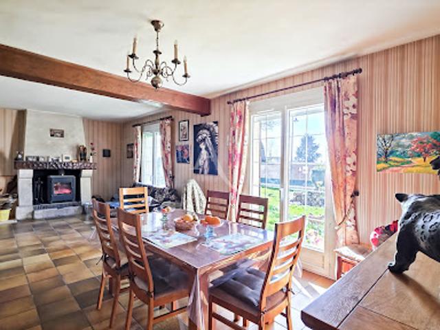 Vente Maison 6 pièces 122.98 m2 Etrépagny
