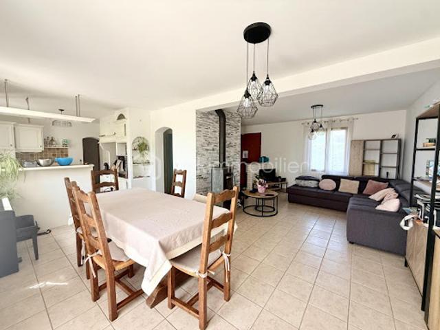 Vente Maison 6 pièces 123 m2 Noailles