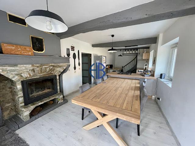 Vente Maison 6 pièces 123 m2 Oytier Saint Oblas