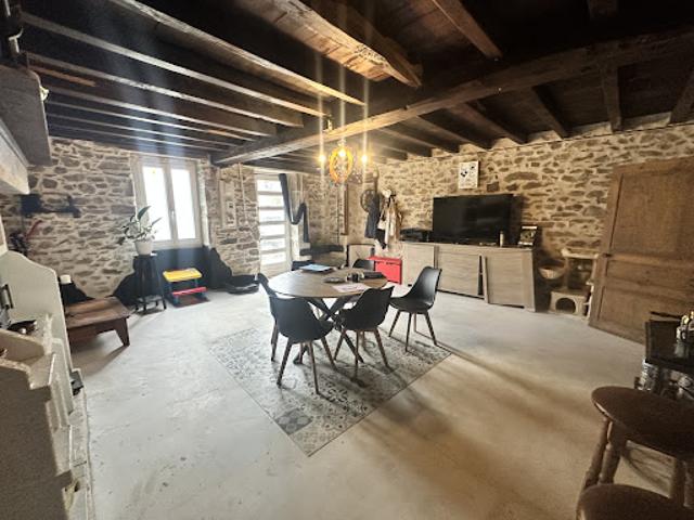 Vente Maison 6 pièces 123 m2 Dompierre les Eglises