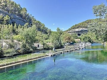 Vente Maison 6 pièces 123 m2 Fontaine de Vaucluse