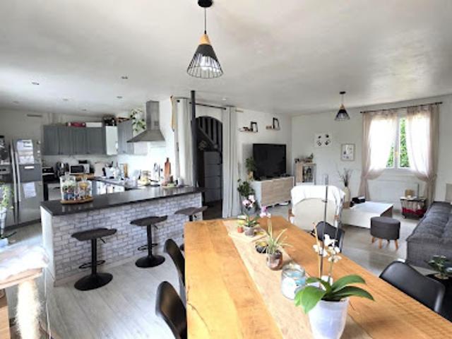 Vente Maison 6 pièces 123.6 m2 Bellot