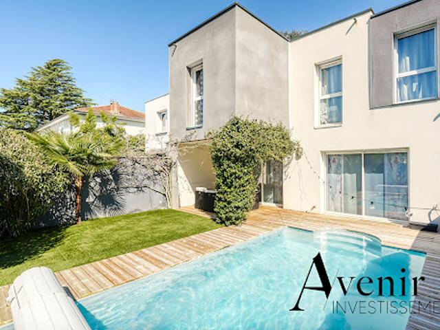 Vente Maison 6 pièces 134 m2 Tassin la Demi Lune