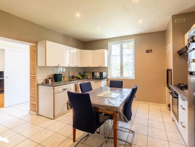 Vente Maison 6 pièces 134 m2 Valence D Agen