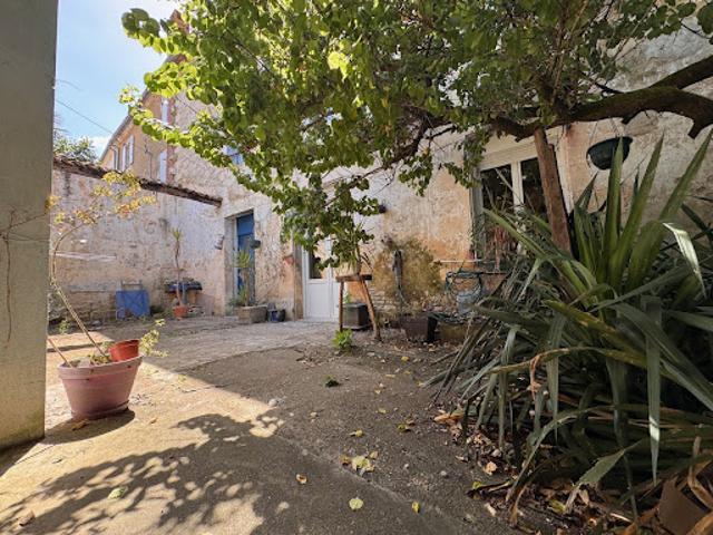Vente Maison 6 pièces 135 m2 Mansle les Fontaines