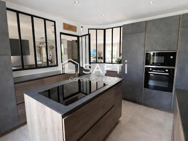 Vente Maison 6 pièces 135 m2 Ozoir la ferriere
