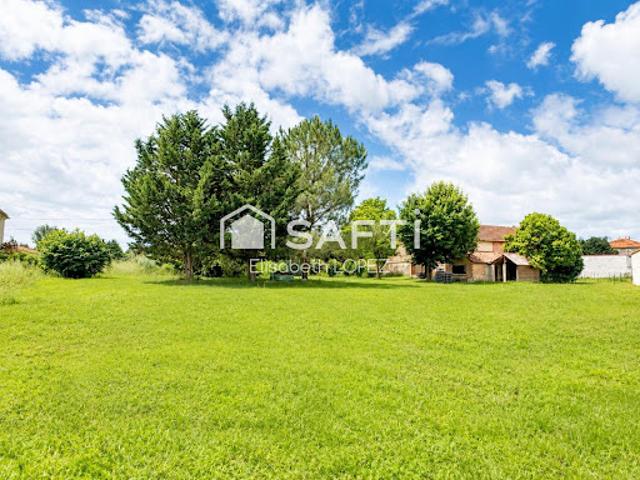 Vente Maison 6 pièces 135 m2 Castelsarrasin