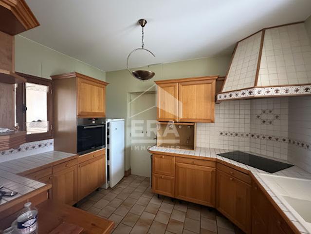Vente Maison 6 pièces 135 m2 Etrechet