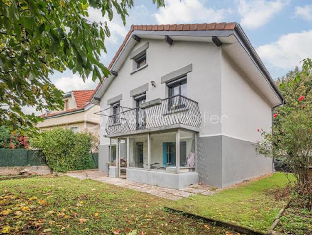 Vente Maison 6 pièces 135 m2 Eybens