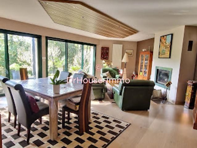 Vente Maison 6 pièces 135 m2 Landivisiau