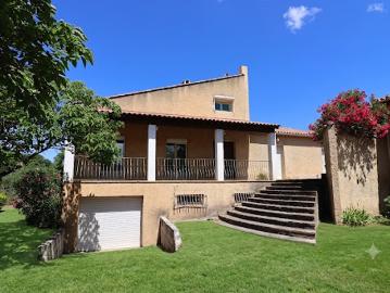 Vente Maison 6 pièces 135 m2 Les Angles