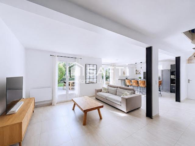 Vente Maison 6 pièces 135 m2 Lesigny
