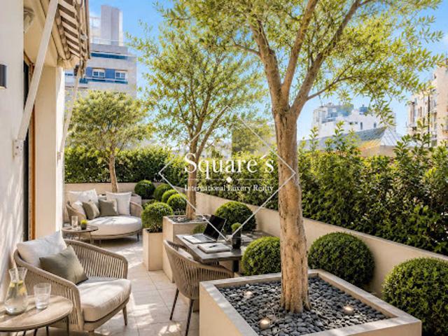 Vente Maison 6 pièces 135 m2 Paris 16ème