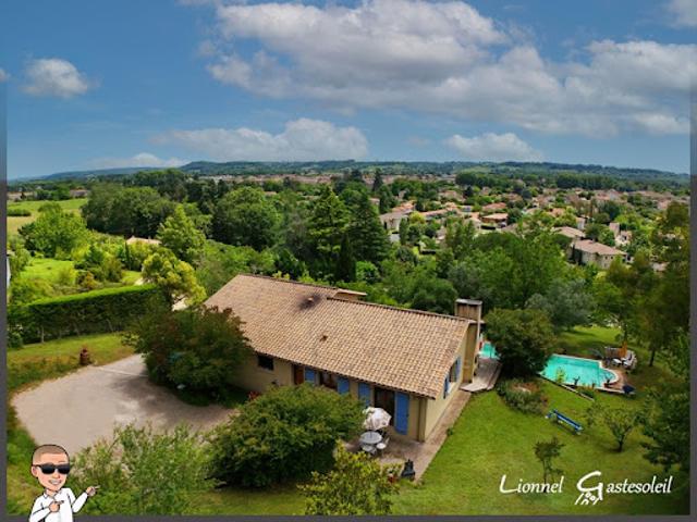 Vente Maison 6 pièces 135 m2 Port Sainte Foy et Ponchapt
