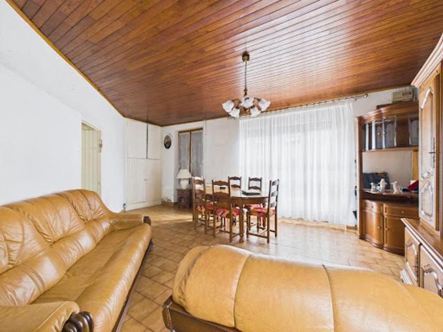 Vente Maison 6 pièces 135 m2 Saint Sauveur