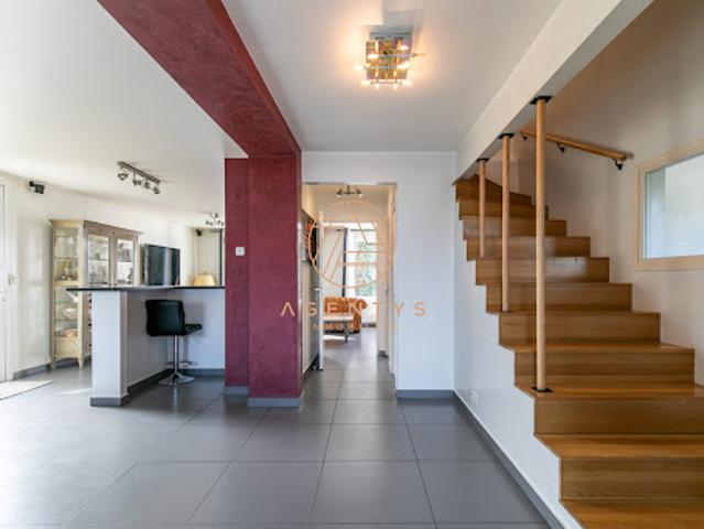Vente Maison 6 pièces 135.82 m2 Ormesson sur Marne