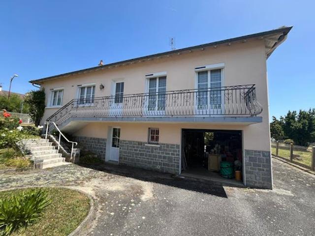Vente Maison 6 pièces 136 m2 Magnac Laval