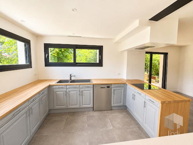 Vente Maison 6 pièces 136 m2 Montelimar