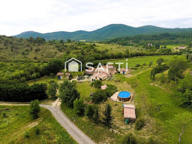 Vente Maison 6 pièces 136 m2 Saint André de Cruzières