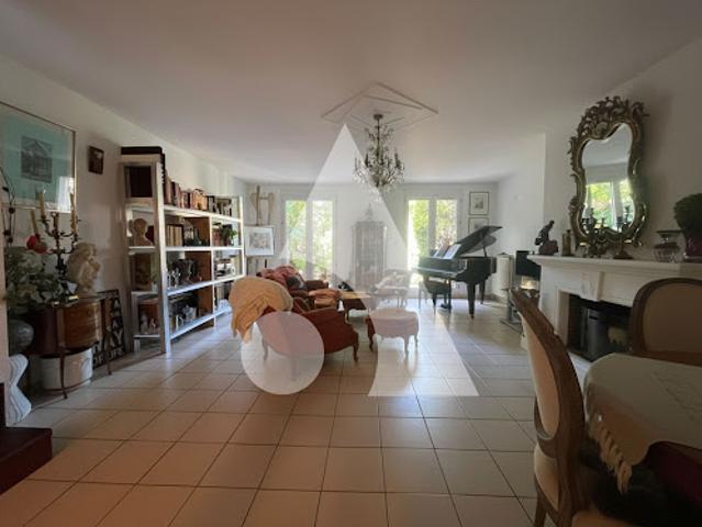 Vente Maison 6 pièces 136 m2 Saint Gratien