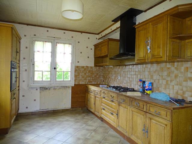 Vente Maison 6 pièces 136 m2 Thonac