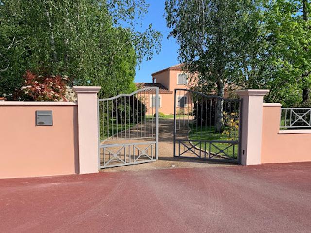 Vente Maison 6 pièces 136 m2 Valence D Agen