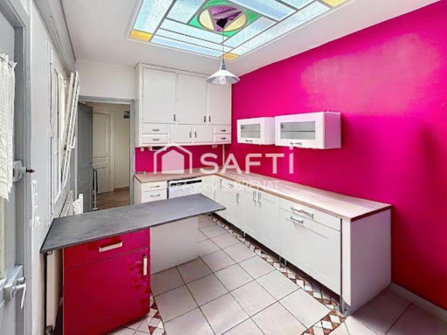 Vente Maison 6 pièces 137 m2 Comines