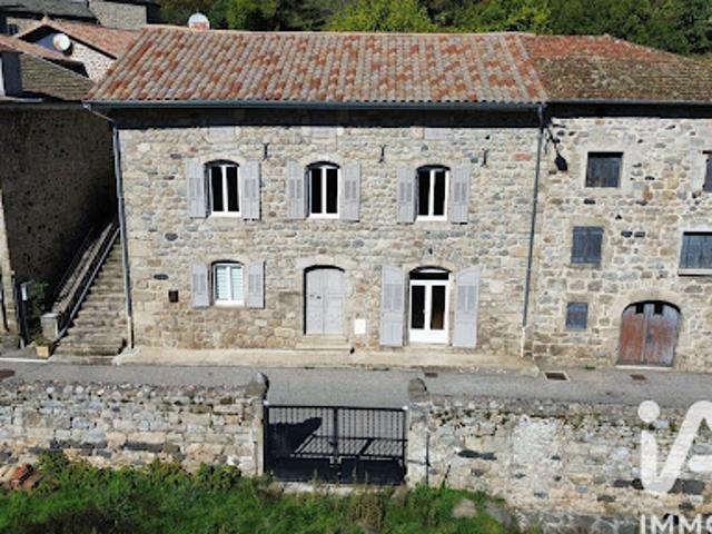 Vente Maison 6 pièces 137 m2 Lachapelle sous Chanéac
