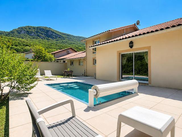 Vente Maison 6 pièces 137 m2 Lagnieu