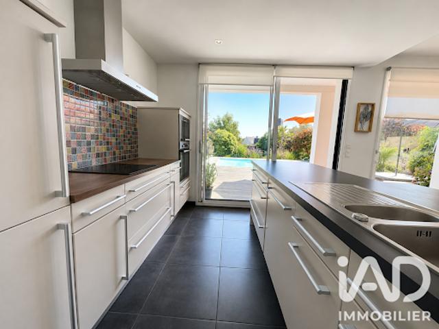 Vente Maison 6 pièces 137 m2 Plomeur