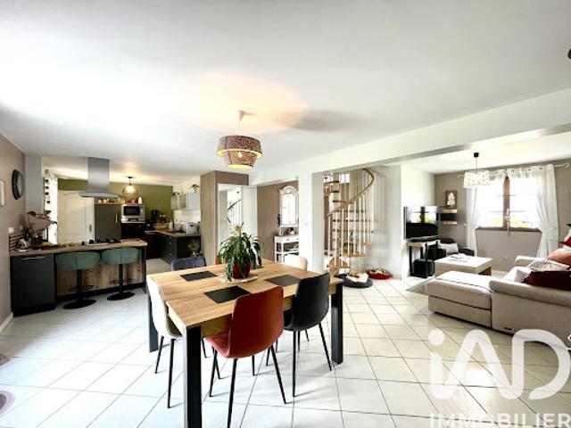 Vente Maison 6 pièces 138 m2 Barbey