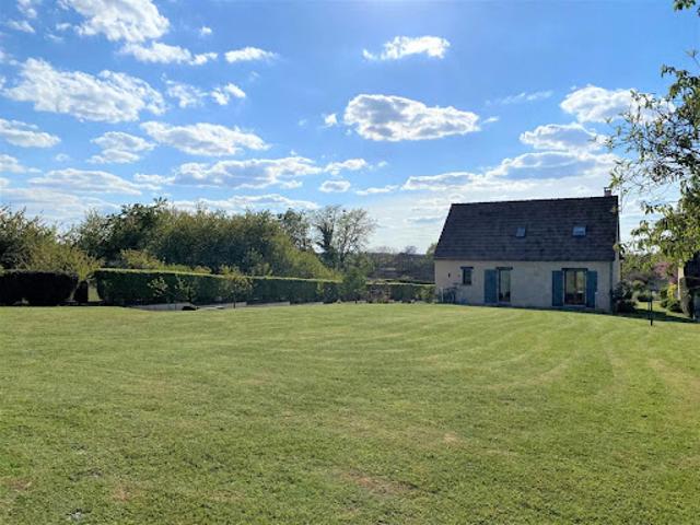 Vente Maison 6 pièces 138 m2 Châteaumeillant