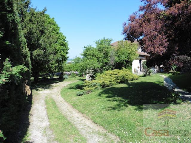 Vente Maison 6 pièces 138 m2 Communay