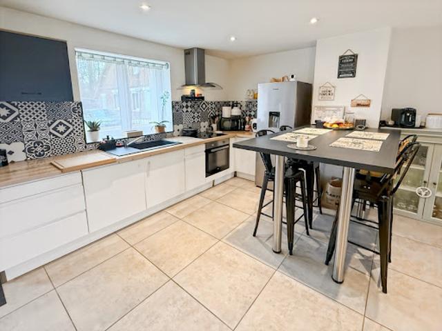 Vente Maison 6 pièces 138 m2 Hancourt