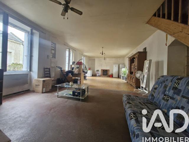 Vente Maison 6 pièces 138 m2 Saint Martin de Mâcon