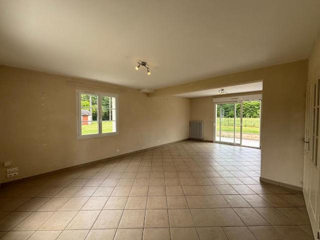 Vente Maison 6 pièces 138 m2 Saint Etienne de Chigny