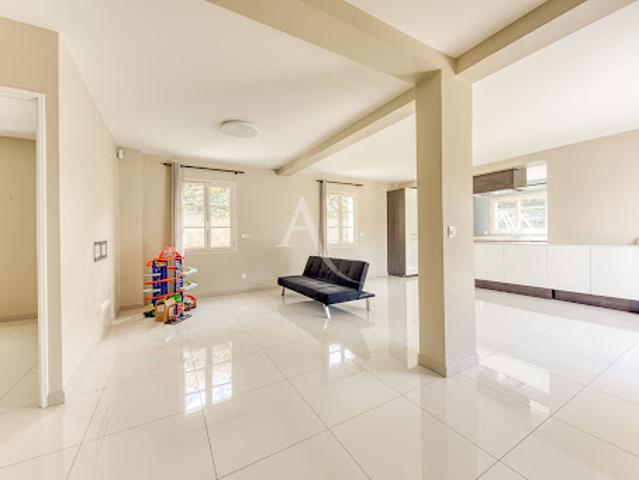 Vente Maison 6 pièces 138.45 m2 Bussy Saint Georges