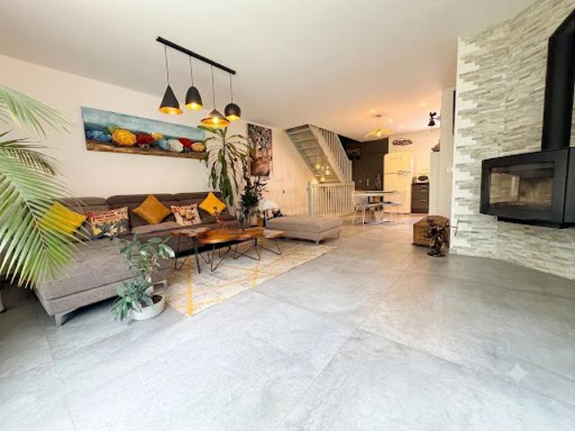 Vente Maison 6 pièces 139.37 m2 Villeneuve la Garenne